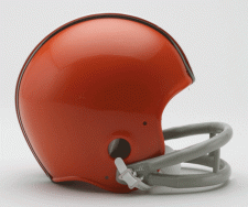 Cleveland Browns 1962-74 Throwback 2-bar Replica Mini Helmet by Riddell
