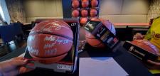 Walt Frazier Basletballs at signing